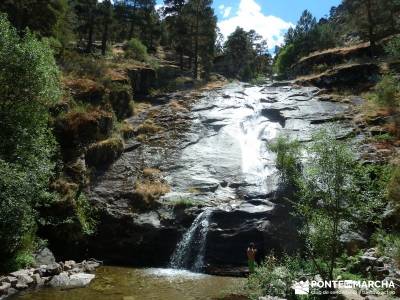 Entre el Puerto y Chorro de Navafría;guia de senderismo rutas para andar pueblos abandonados cerca 